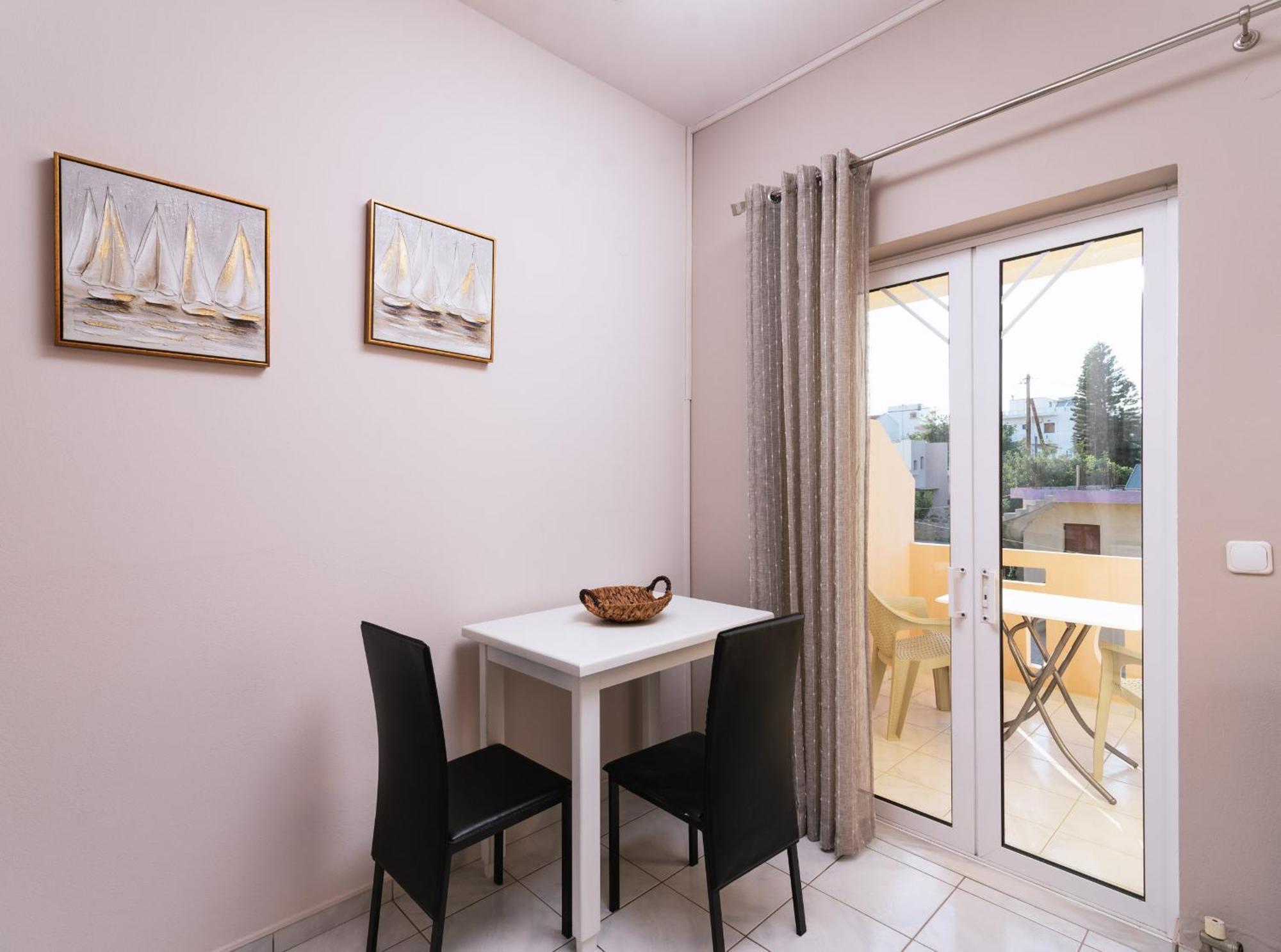 Filia Apartments Пицидия Экстерьер фото